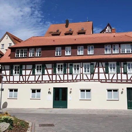 Schiefe Haus Festspiele Apartment