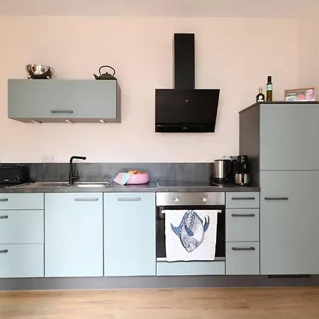 Schiefe Haus Festspiele